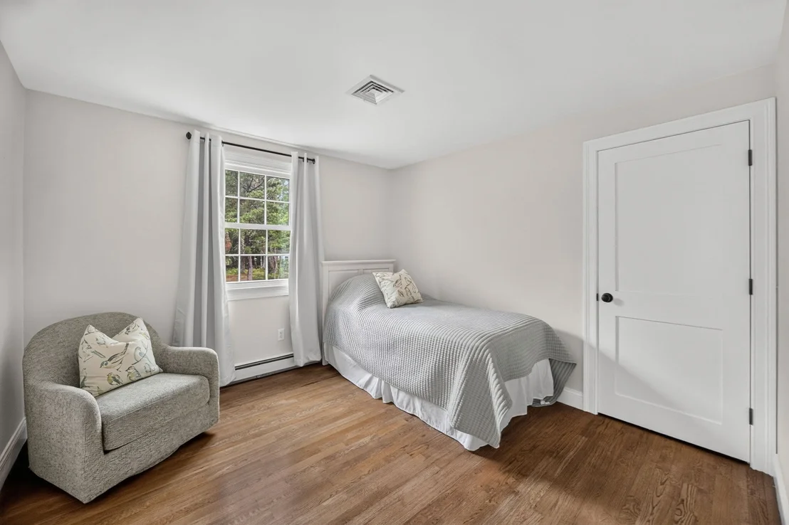Photo of 90 Lady Slipper Drive