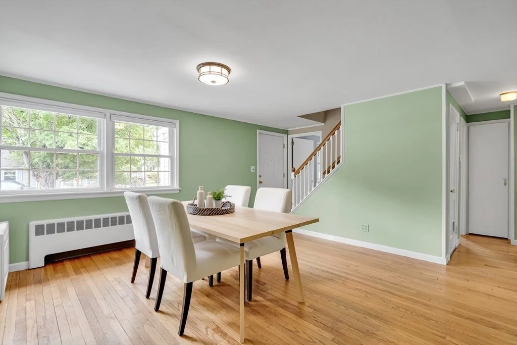 Photo of 7 Oakridge Ave