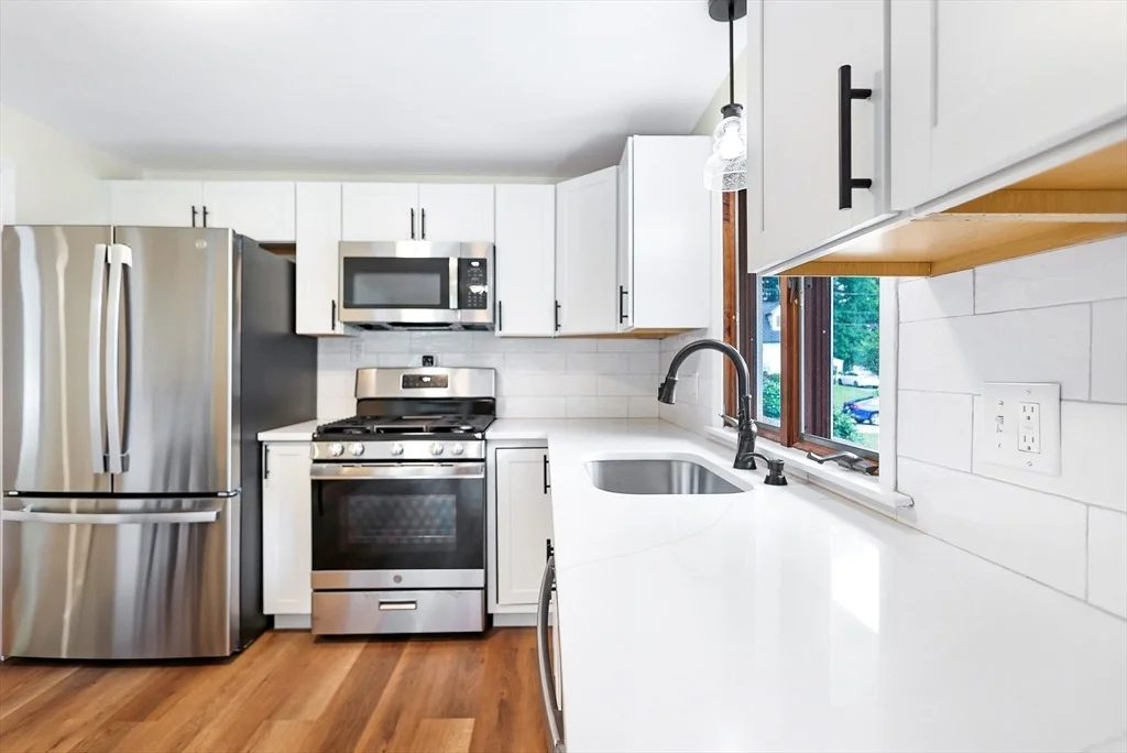 Photo of 90 Butternut Ln