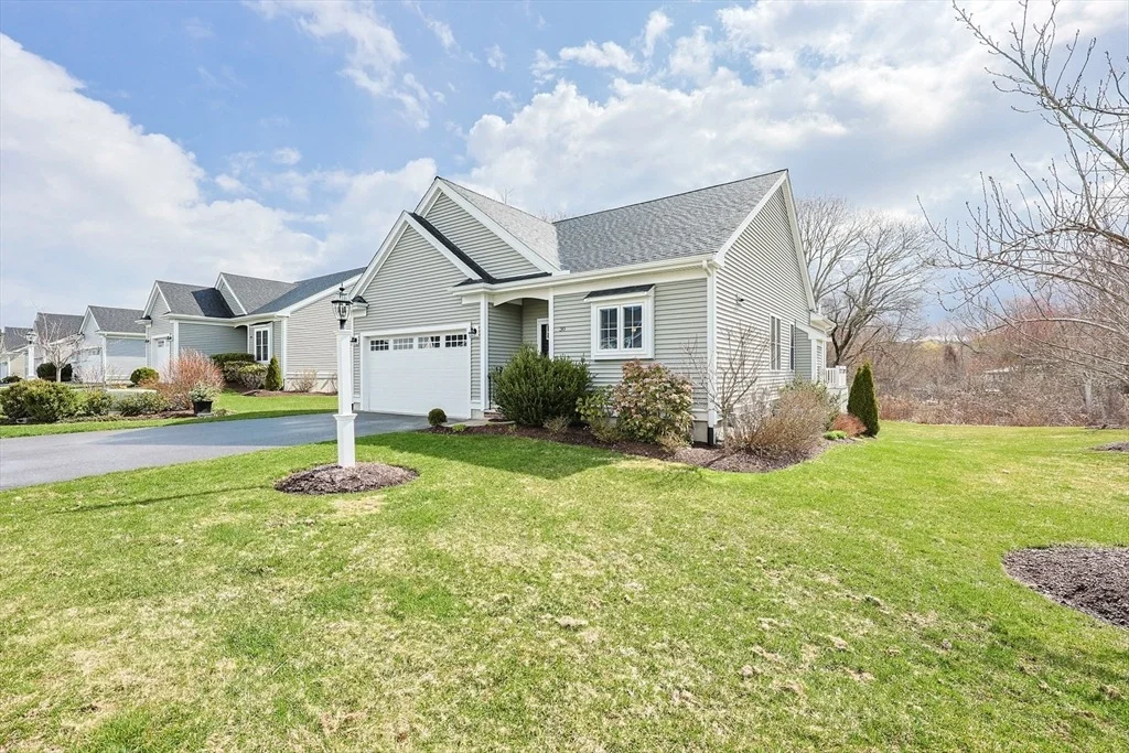 Photo of 30 Partridge View Ln S