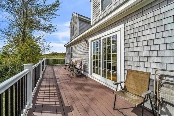 Photo of 35 Holbrook Ave