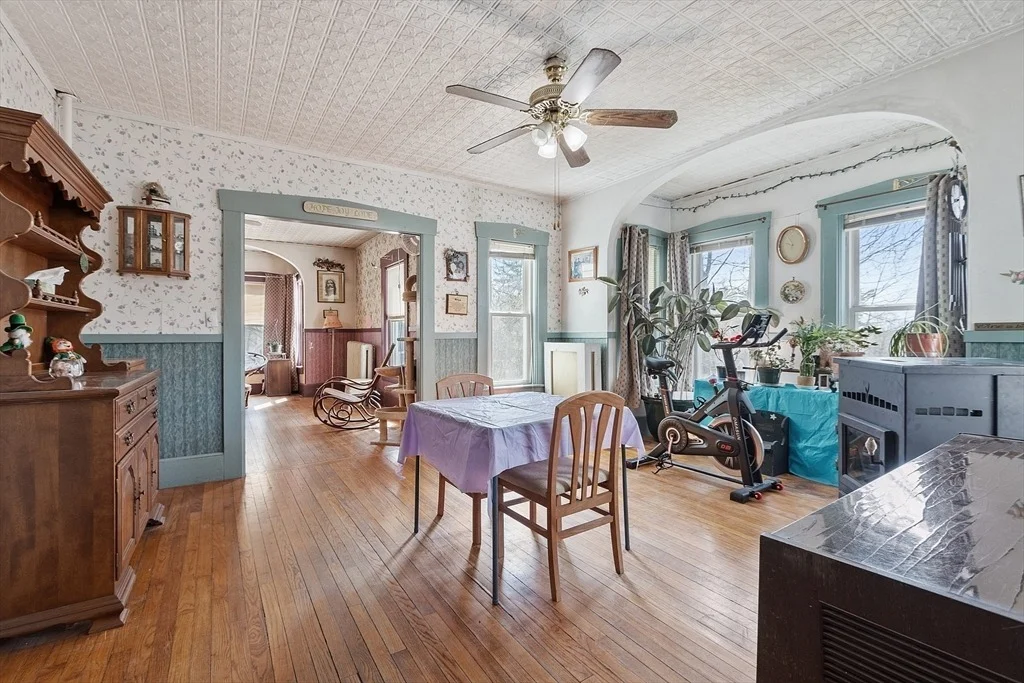 Photo of 141 Mechanic St