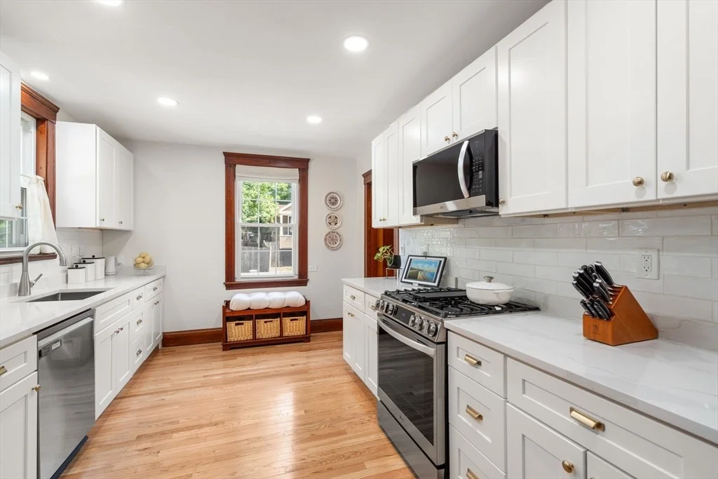 Photo of 32 Stocker Avenue