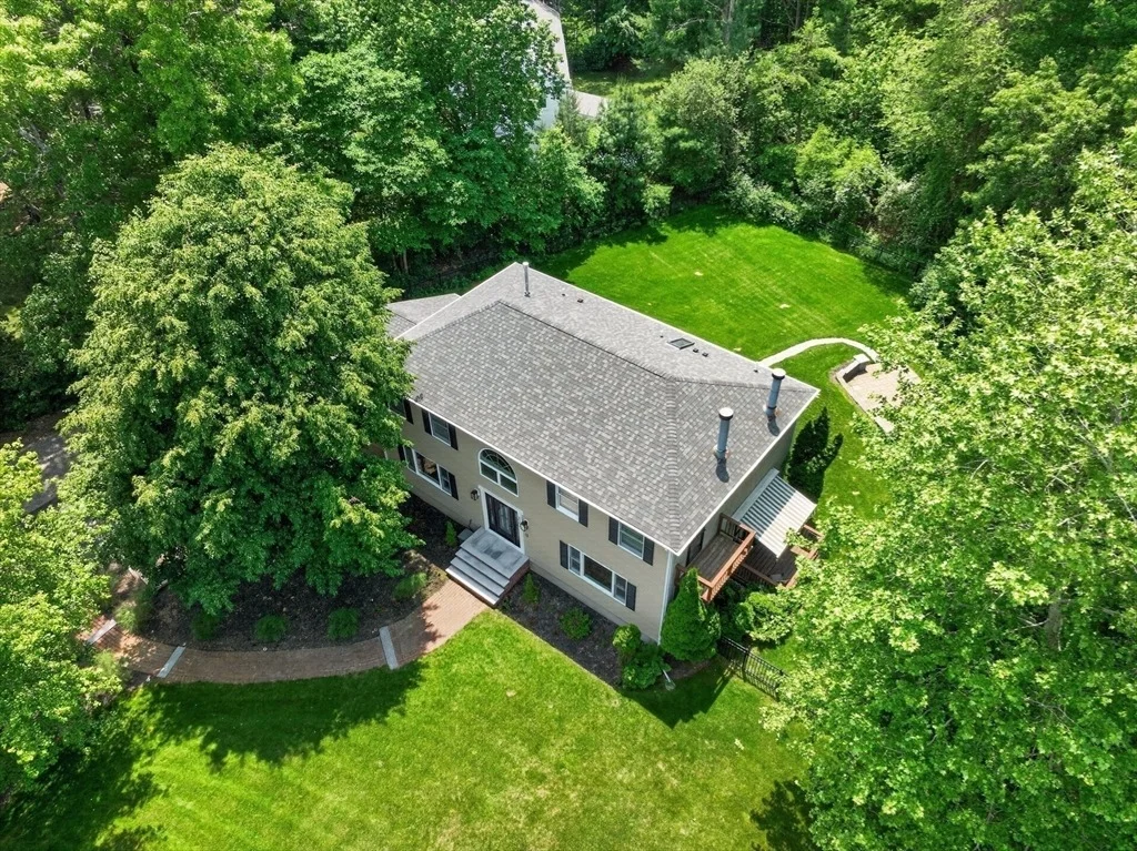 Photo of 321 Birchbark Dr