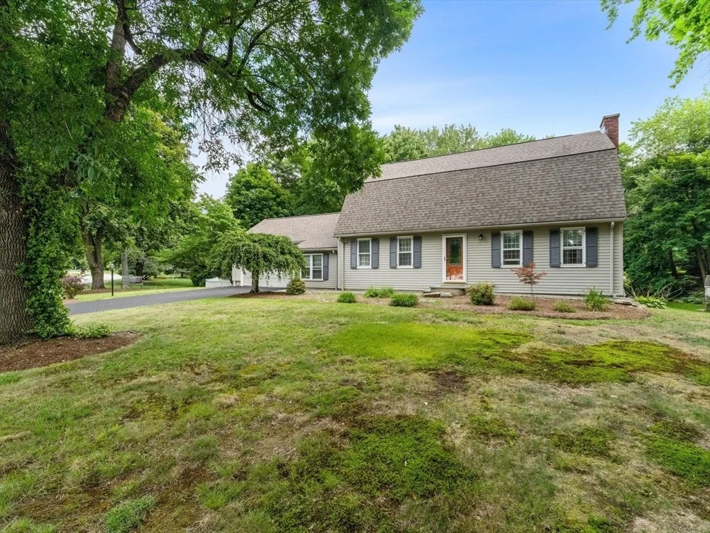 Photo of 1 Longmeadow Road