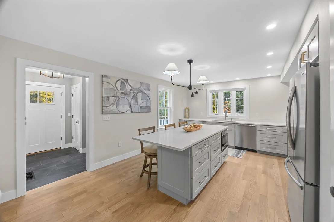 Photo of 128 Old Southbridge Road