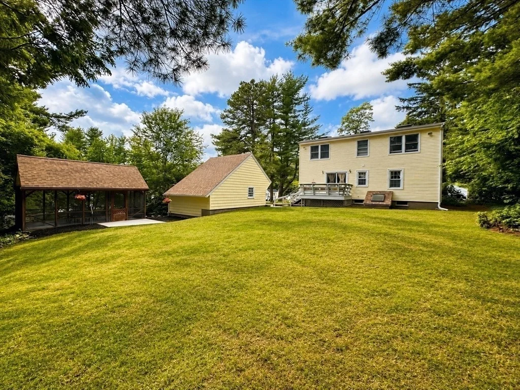 Photo of 32 Crestview Drive