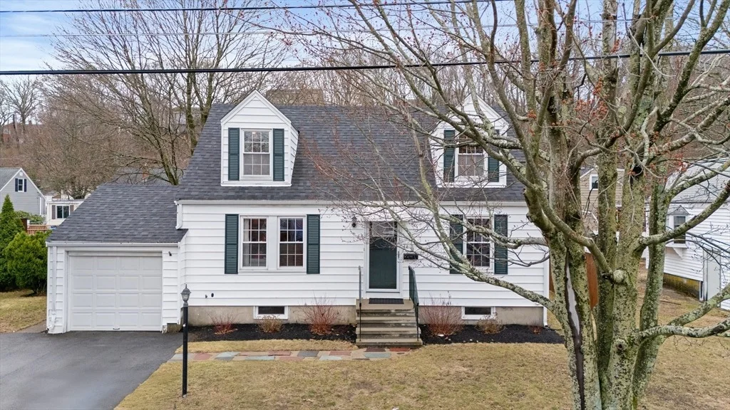 Photo of 24 Dexter St