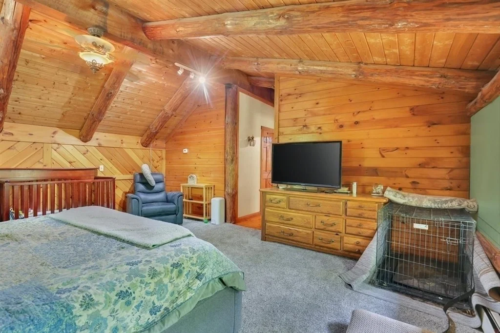 Photo of 41 Woronoco Rd