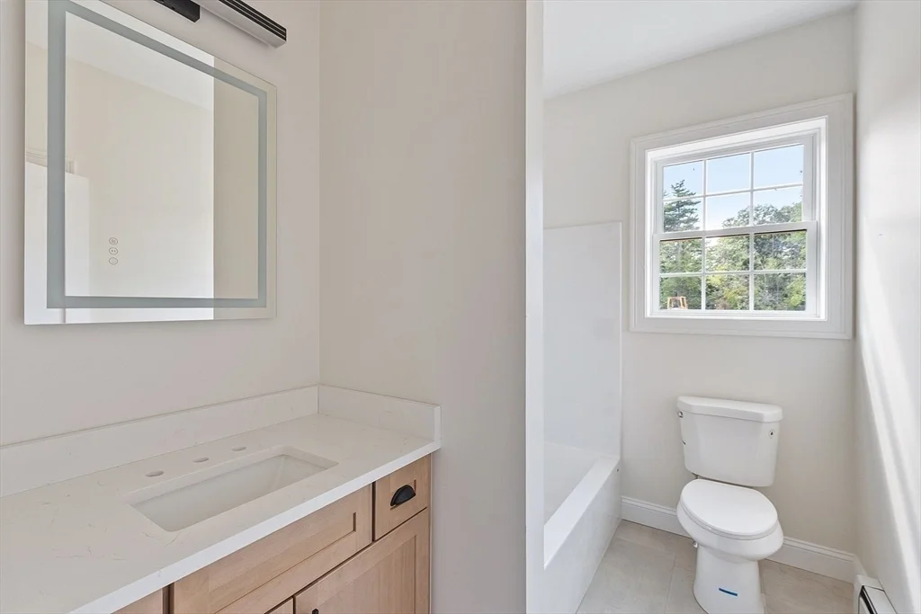 Photo of 315 Athol Rd