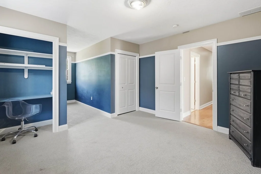 Photo of 11 Fellowship Cir