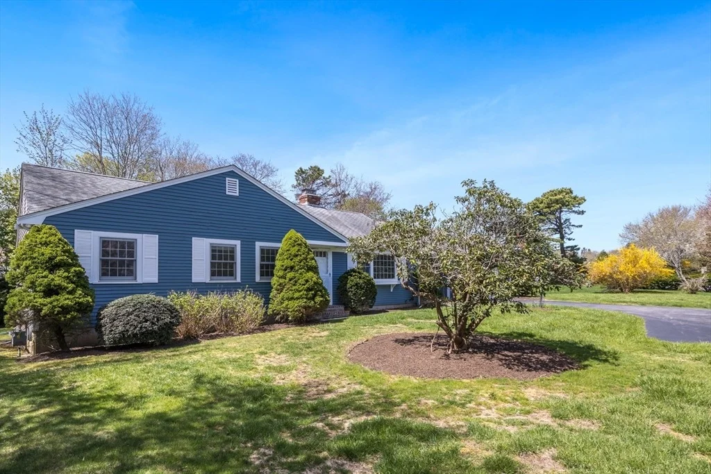 Photo of 3 Moody Drive