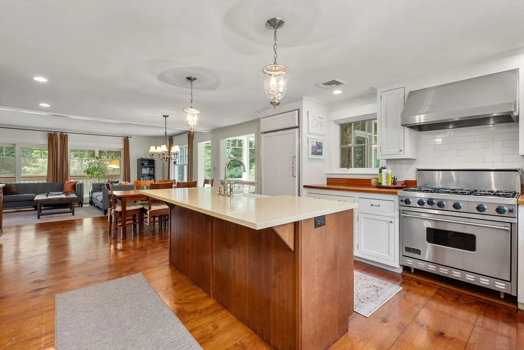 Photo of 32 Intervale Rd