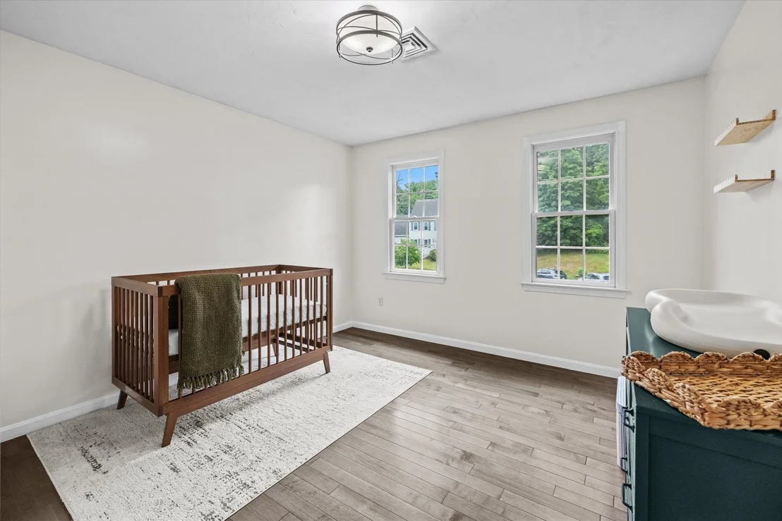 Photo of 38 Bellows Cir