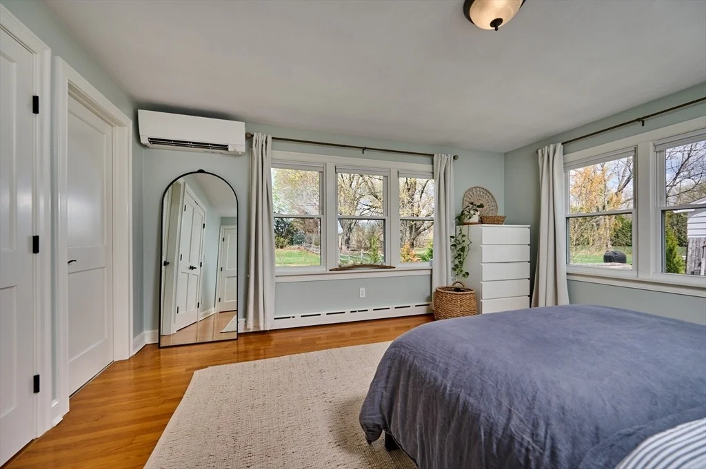 Photo of 18 Maple Ave