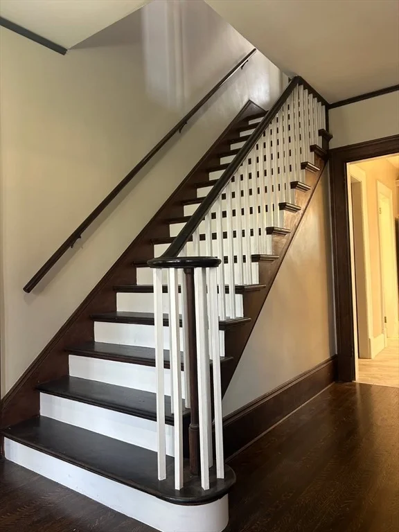 Photo of 122 Bellevue Ave