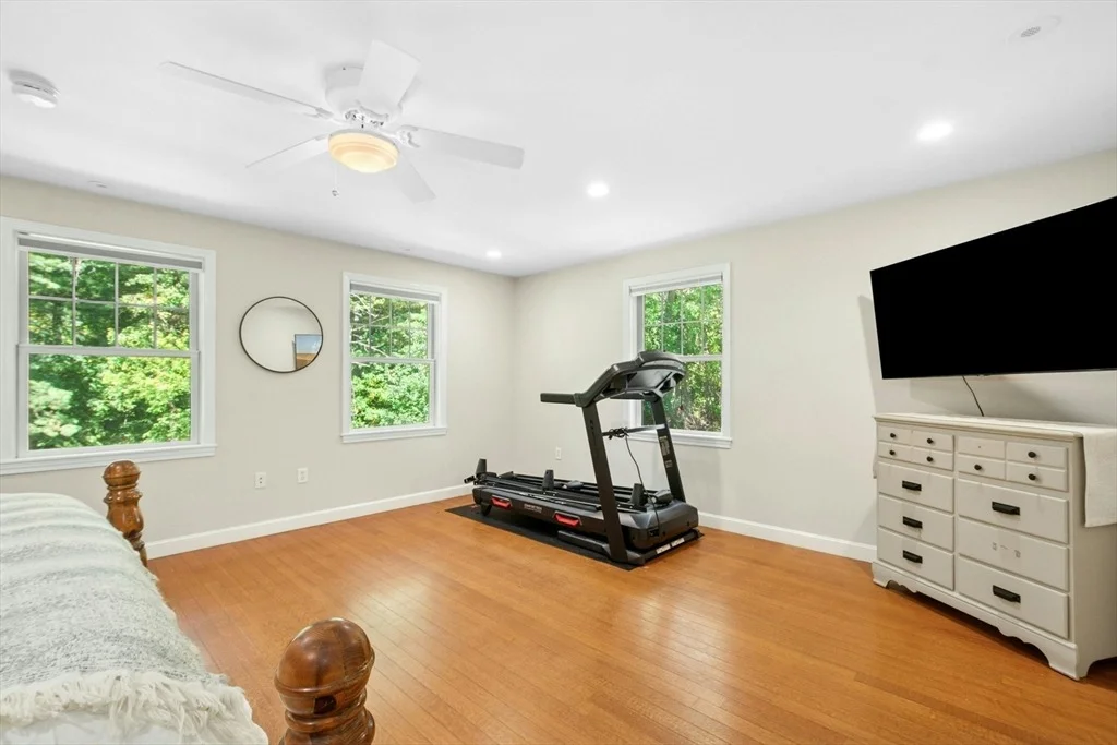 Photo of 8 Raymond Way