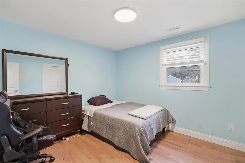 Photo of 8 Stoneybrook Drive