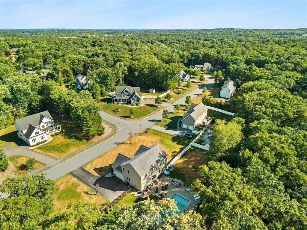 Photo of 16 Coach Rd