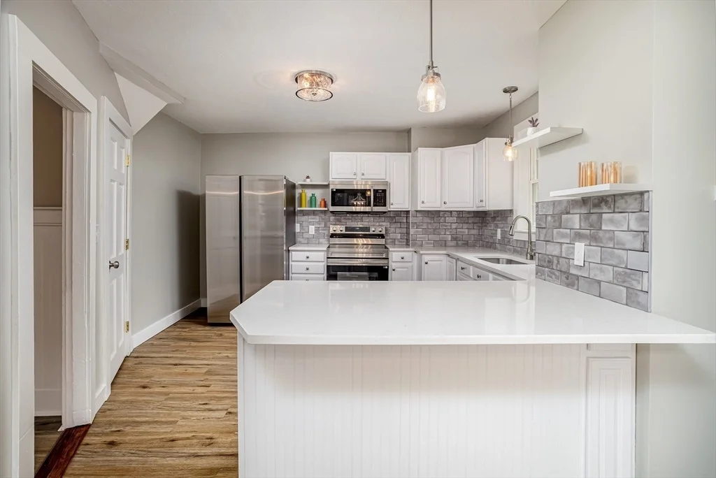 Photo of 353 Front St