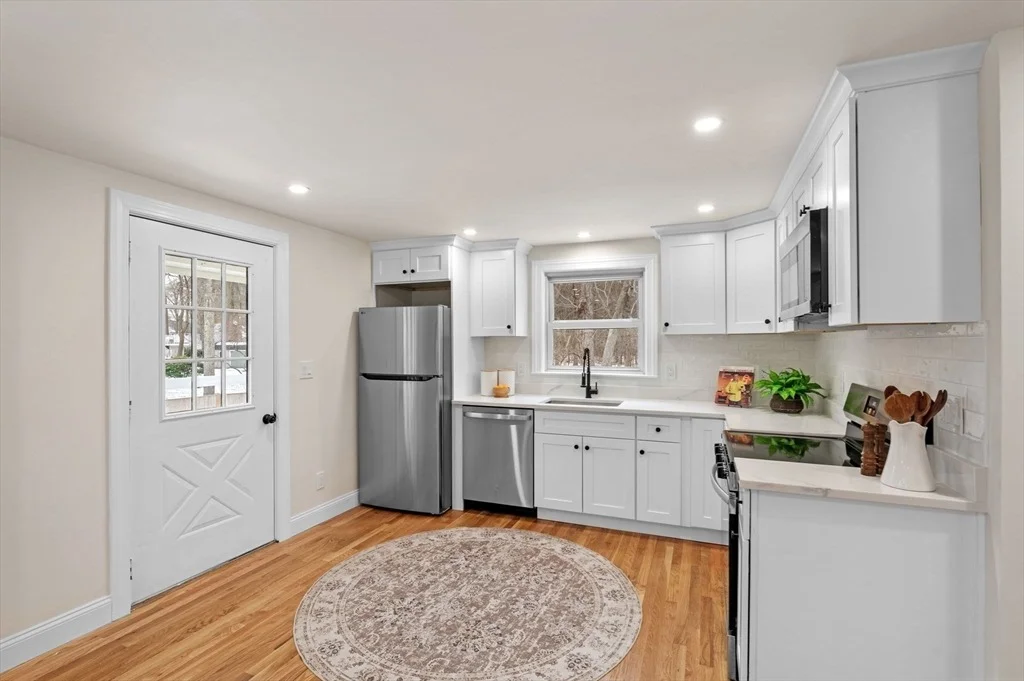 Photo of 98 John Carver Rd