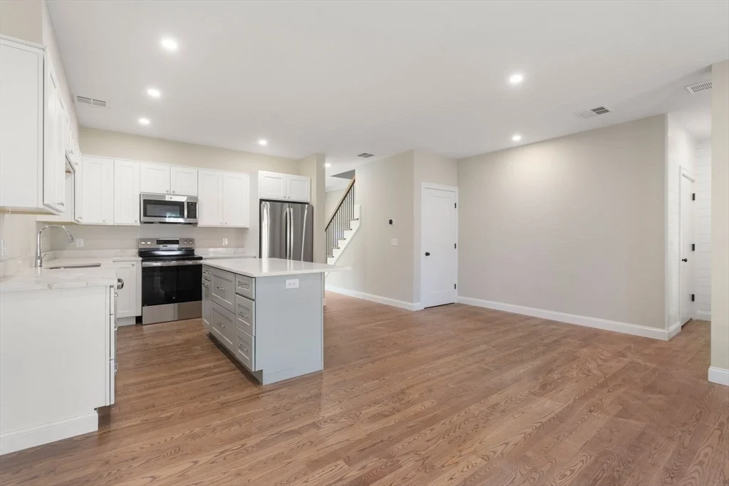 Photo of 10 Danielles Way