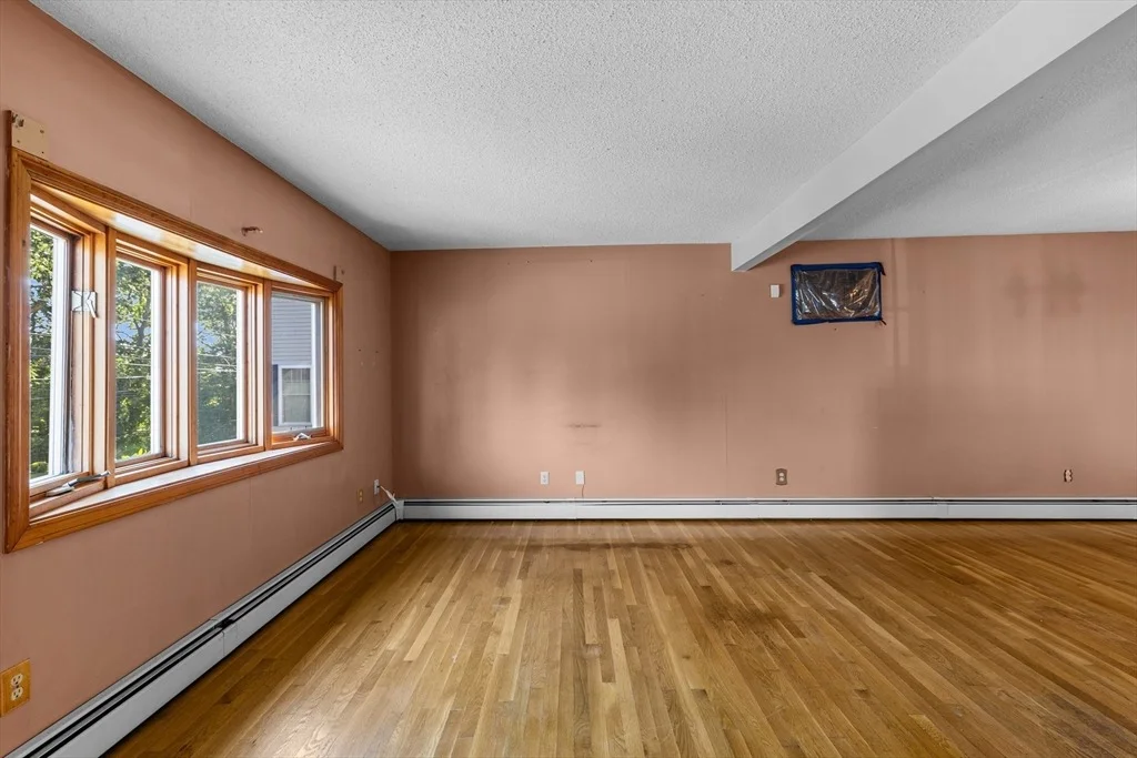 Photo of 1117 Newhall St.