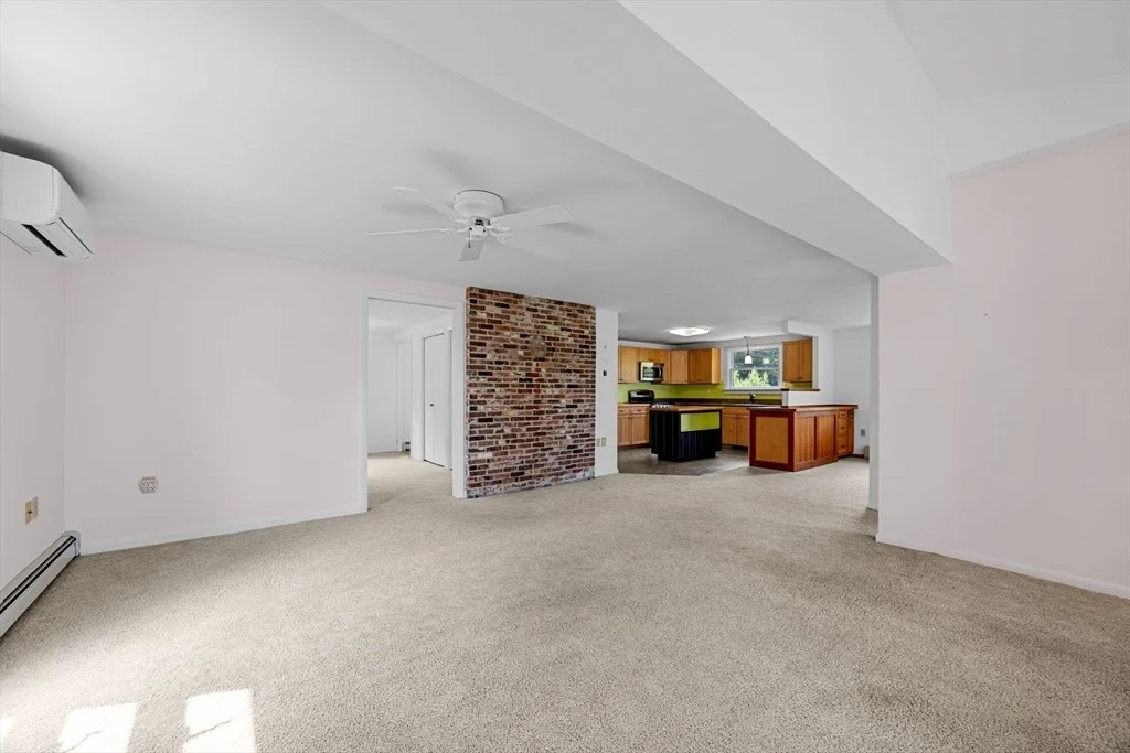Photo of 418 Massasoit Trail