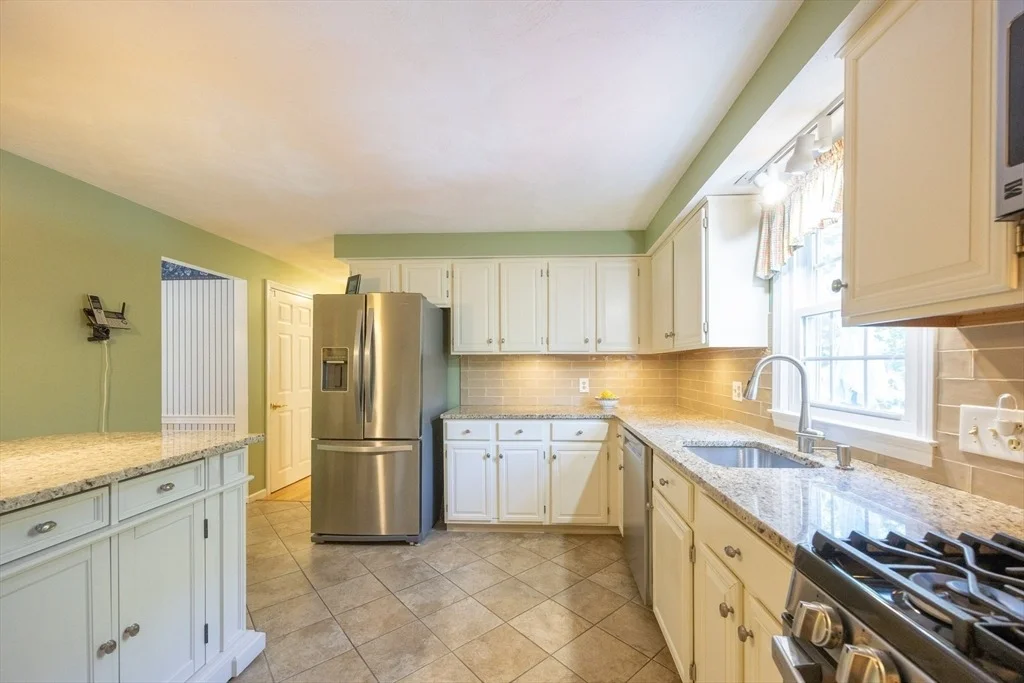 Photo of 165 Roundtop Rd