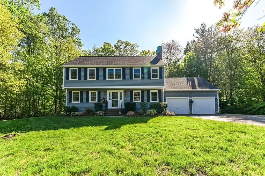Photo of 15 Emerson Cir