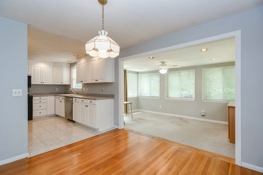 Photo of 12 Lanewood Avenue