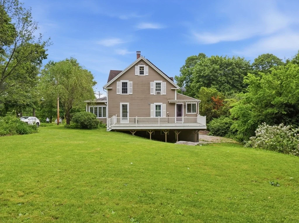 Photo of 98 Walnut St