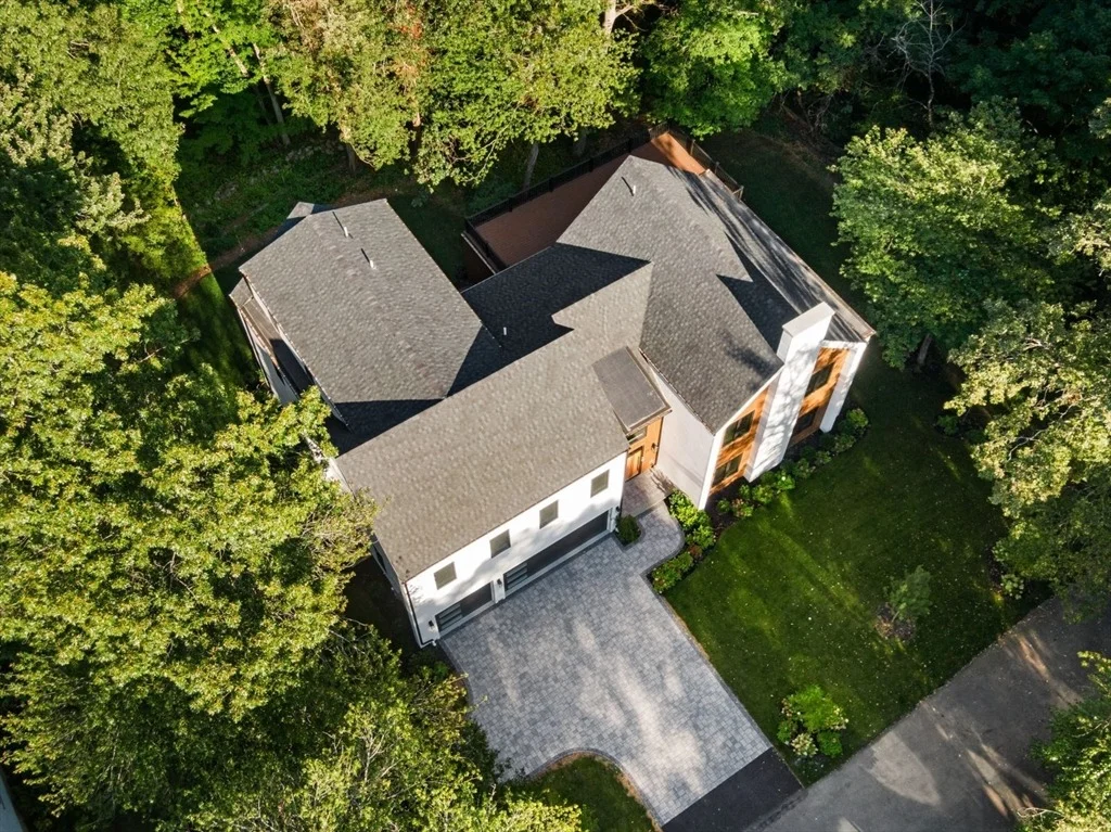 Photo of 48 Sherburne Rd