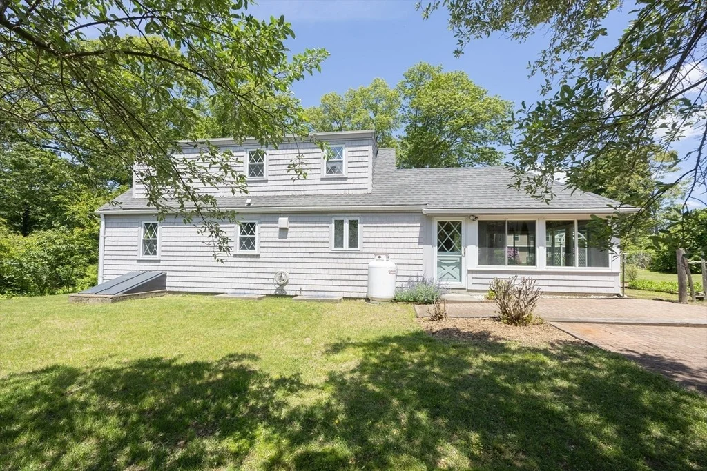 Photo of 4 Cypress Rd