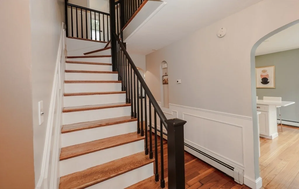 Photo of 34 E Derry Rd