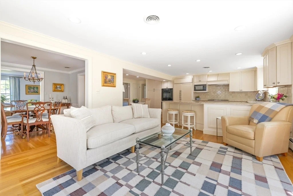 Photo of 212 Broad Meadow Road