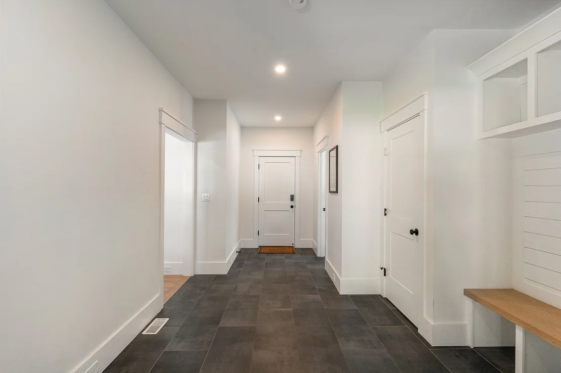 Photo of 5 Travis Rd.