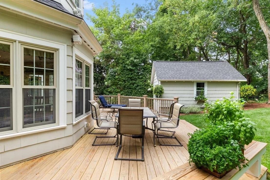 Photo of 216 Bellevue Rd