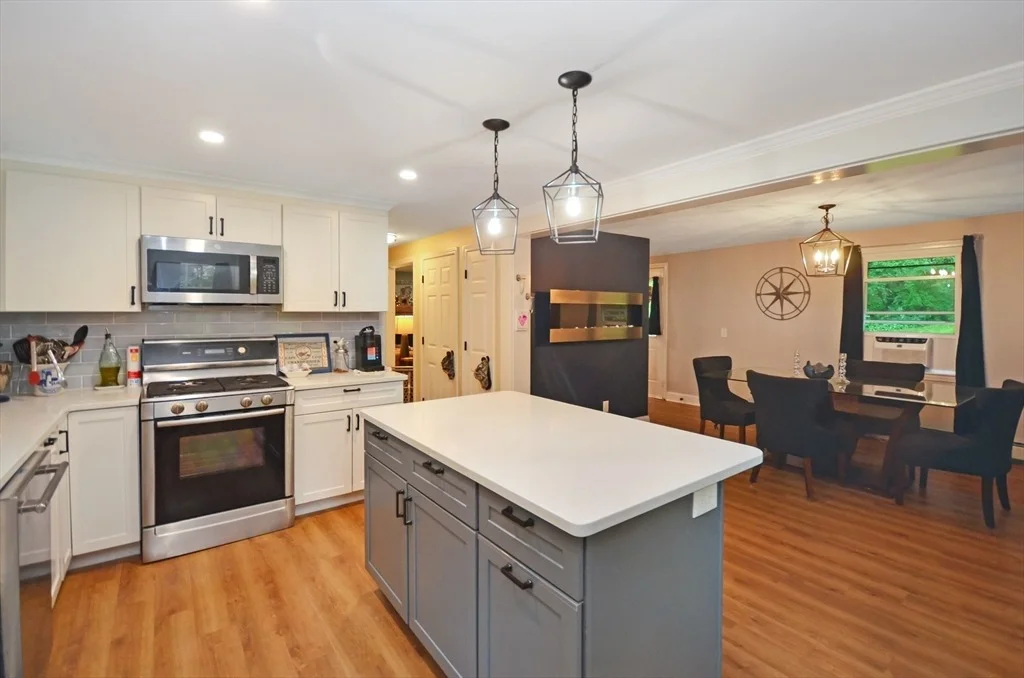 Photo of 57 Quaker St