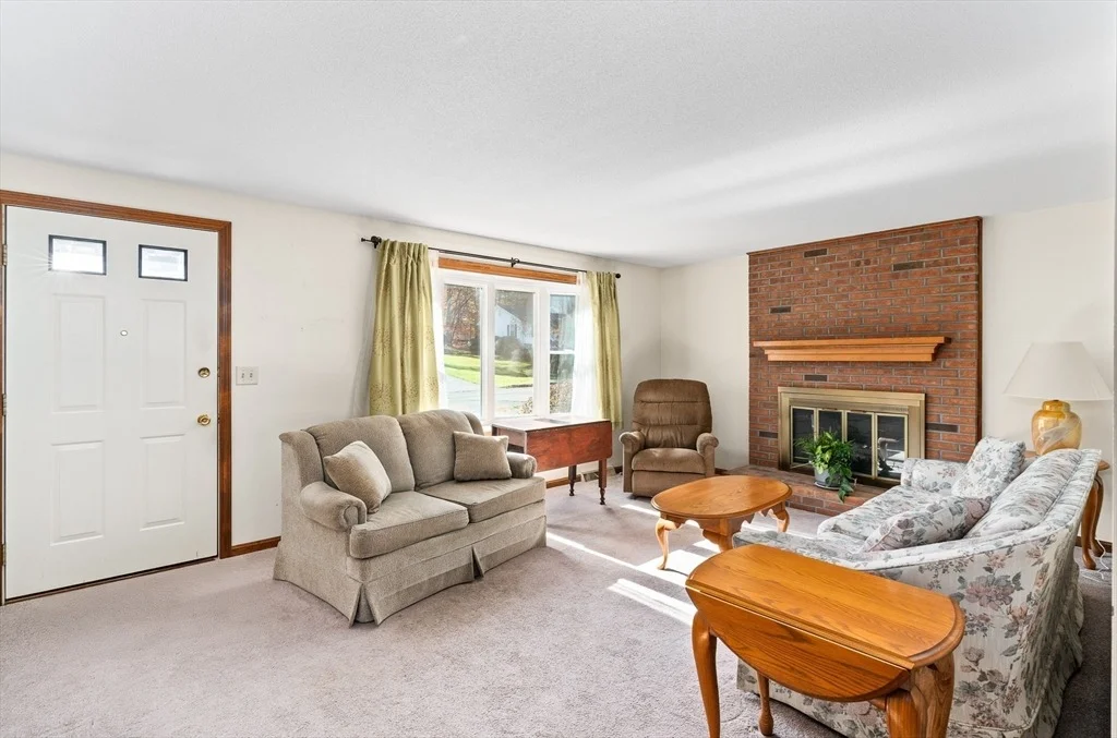Photo of 33 Sterling Drive