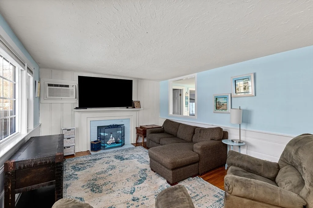 Photo of 46 Pawkannawkut Dr