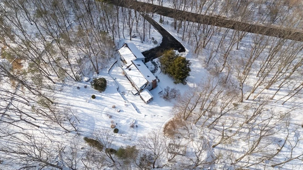 Photo of 31 Hillside Rd