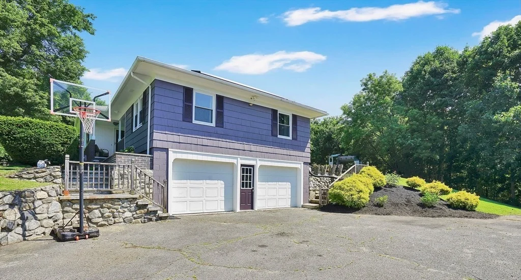 Photo of 11 Juniper Hill Rd