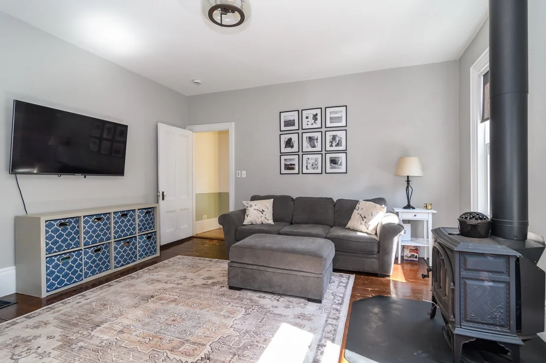 Photo of 164 Union St
