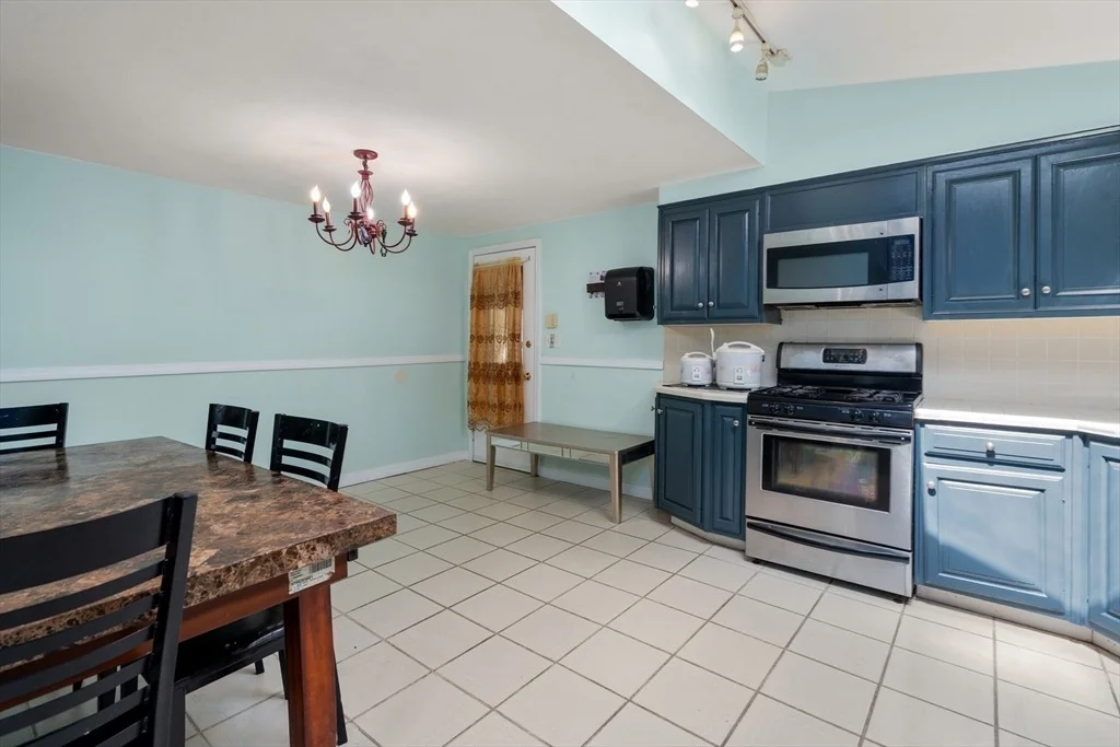 Photo of 423 Tiffany St