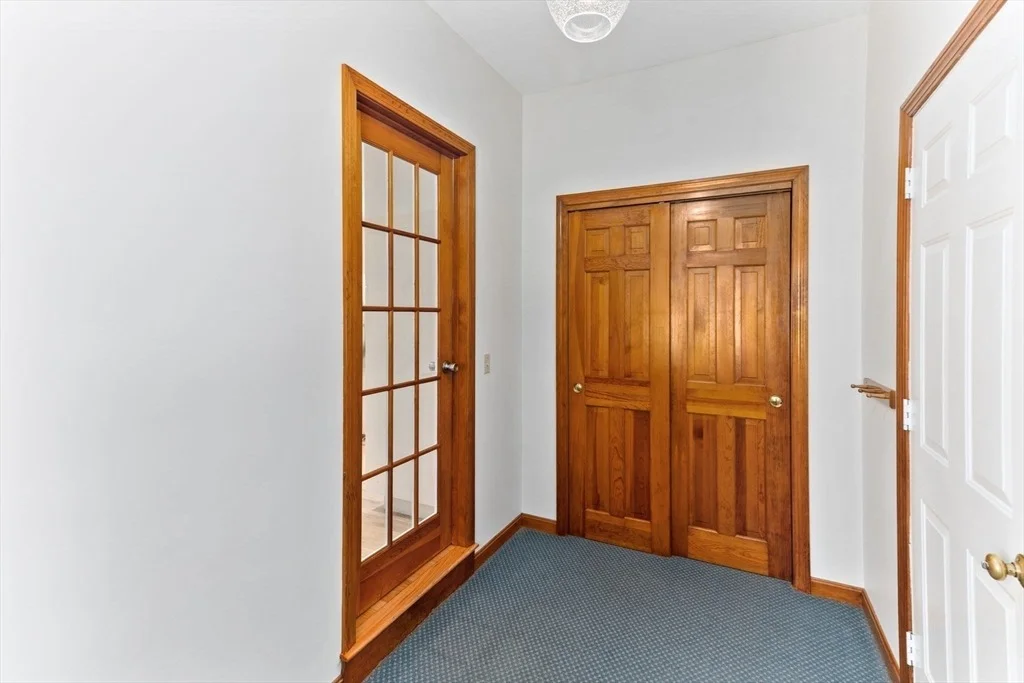 Photo of 15 Deerfield Dr
