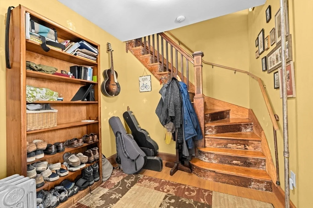 Photo of 98 Bradford St.