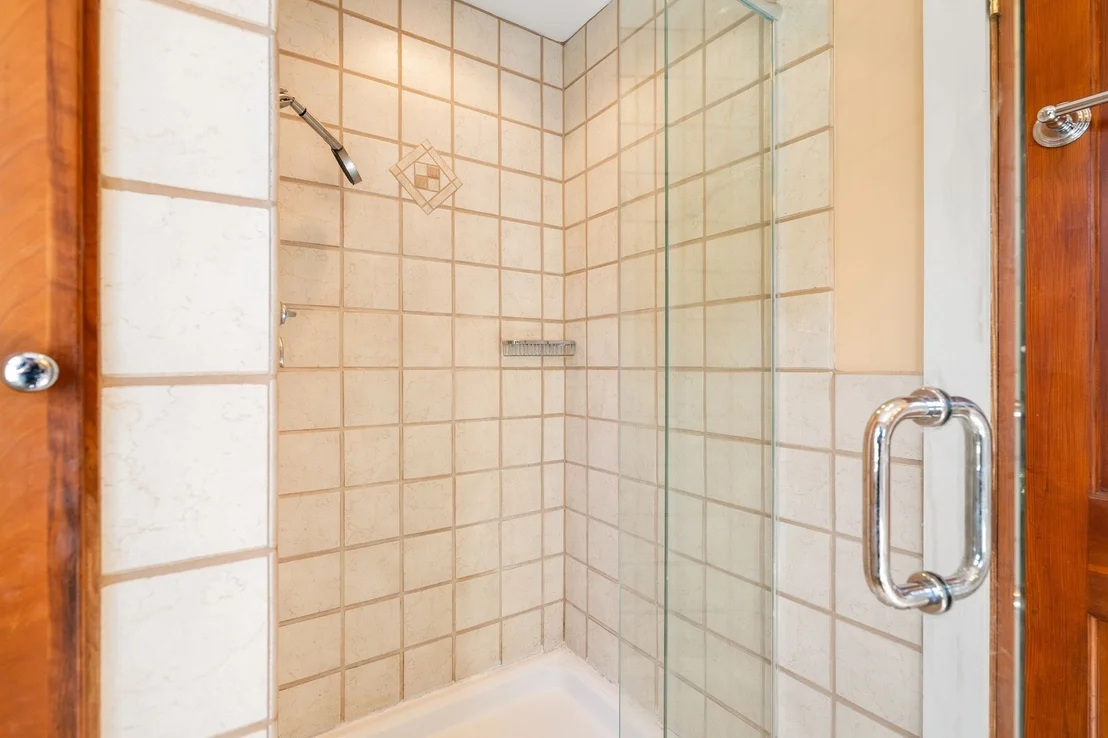 Photo of 152 Mount Vernon St