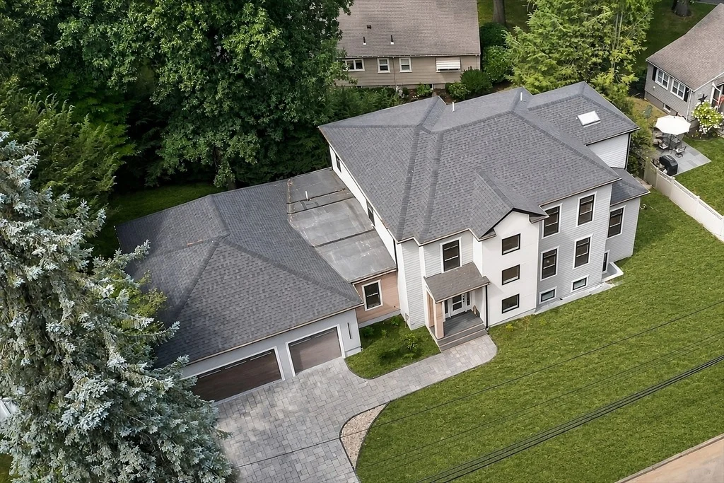 Photo of 23 Lantern Ln