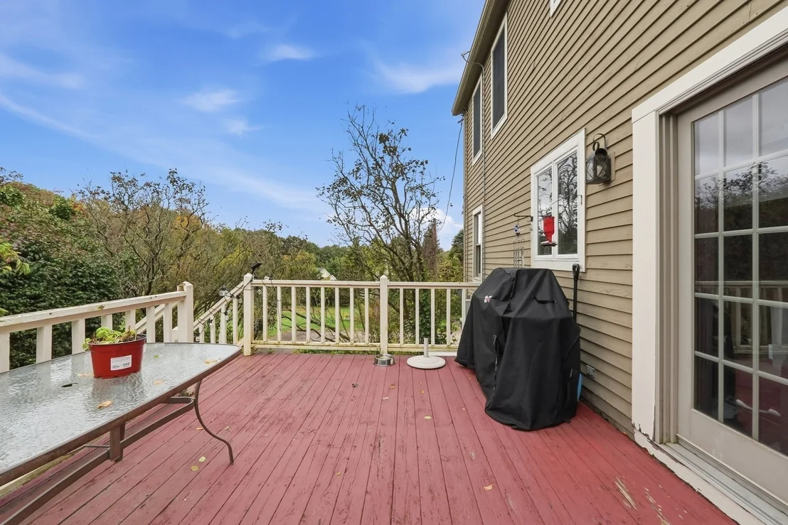 Photo of 235 Pierce Rd